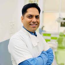 Dr Nihit Rana